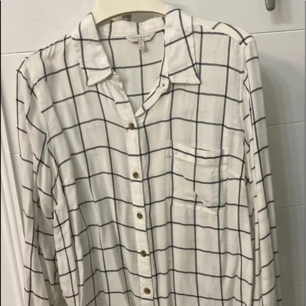 Lucky brand button down blouse